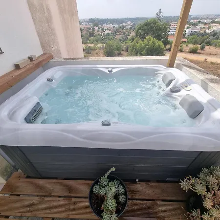 Διαμέρισμα Da Com Jacuzzi